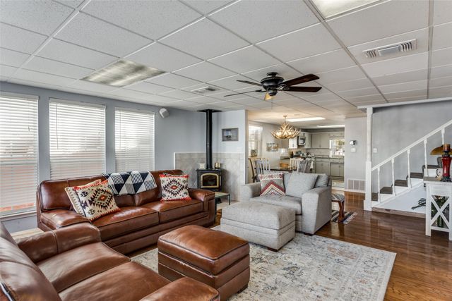 1152 W Lake Drive, Weatherford, TX 76087