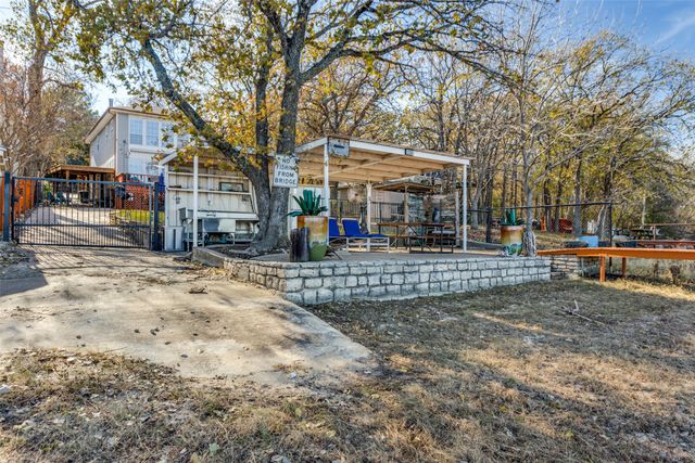 1152 W Lake Drive, Weatherford, TX 76087