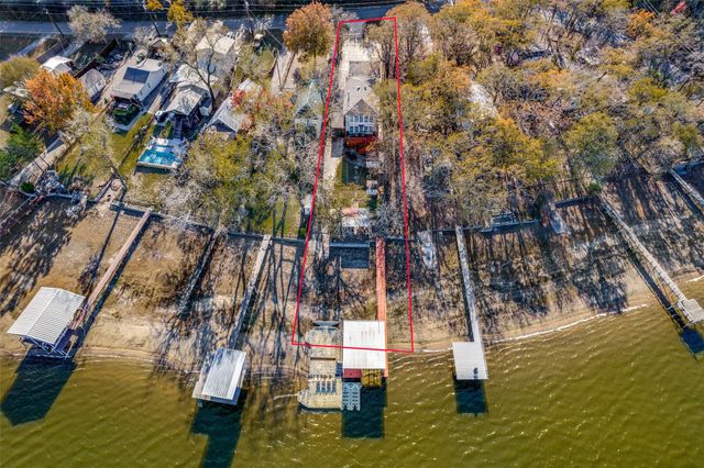 1152 W Lake Drive, Weatherford, TX 76087