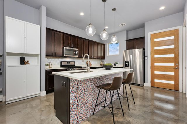 1310 Cedar Ave 1, Austin, TX 78702