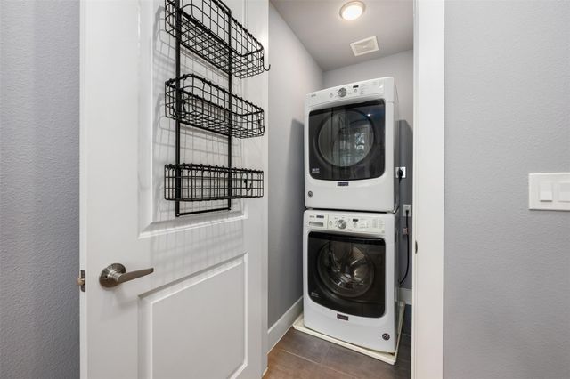 1310 Cedar Ave 1, Austin, TX 78702