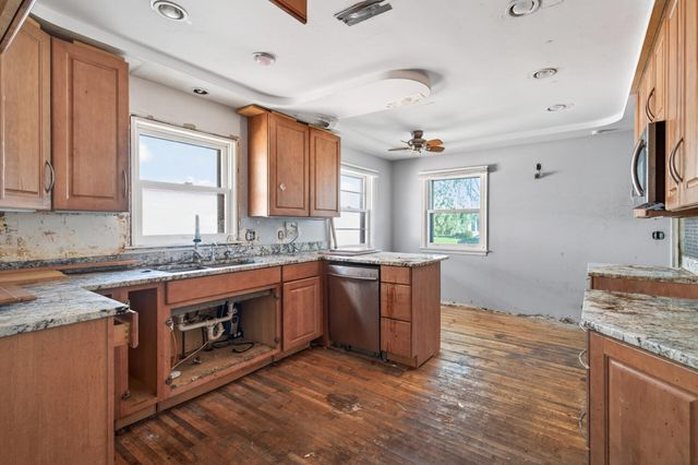709 E 61st Street, Minneapolis, MN 55417
