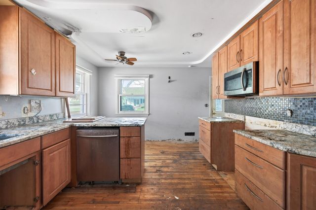 709 E 61st Street, Minneapolis, MN 55417