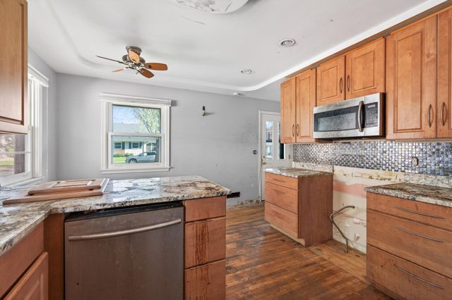 709 E 61st Street, Minneapolis, MN 55417
