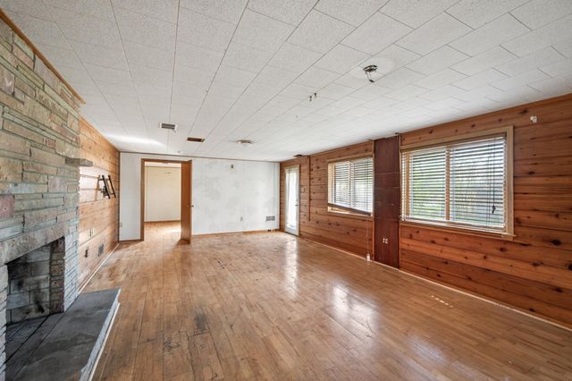 709 E 61st Street, Minneapolis, MN 55417