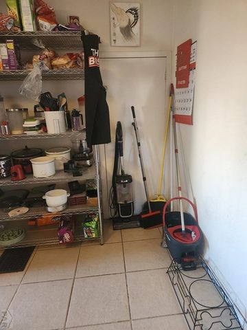 1136 E Routt Ave, Pueblo, CO 81004