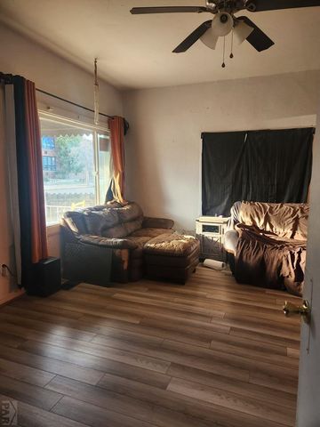 1136 E Routt Ave, Pueblo, CO 81004