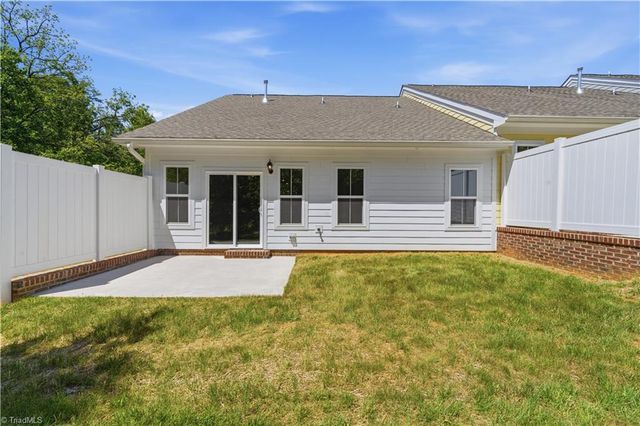 1727 OLD FIELDS Boulevard, Haw River, NC 27258