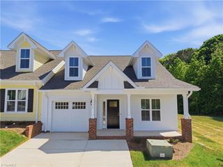 1727 OLD FIELDS Boulevard, Haw River, NC 27258