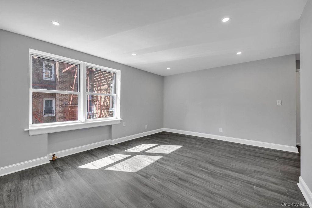141-12 78th Avenue 3-H, Flushing, NY 11367 — photo 3