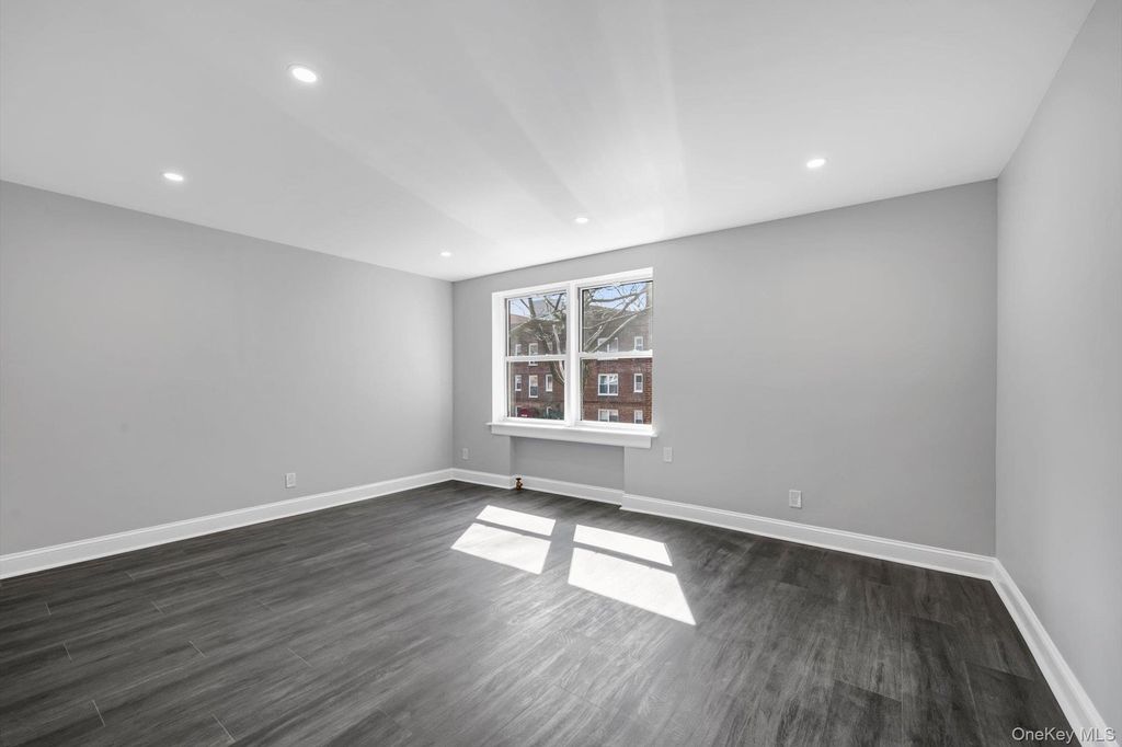 141-12 78th Avenue 3-H, Flushing, NY 11367 — photo 4