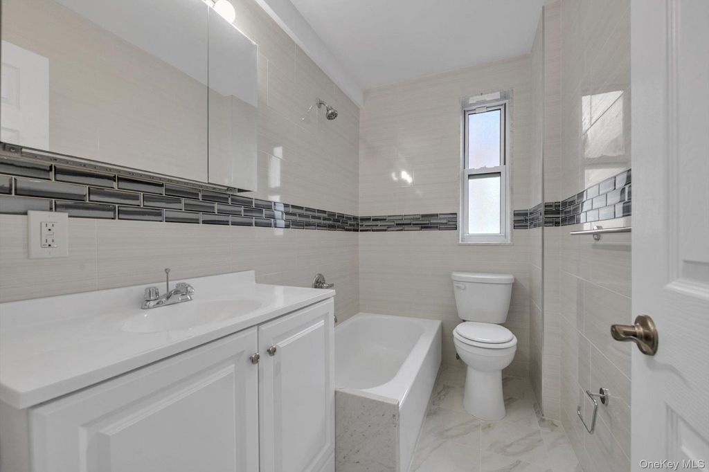 141-12 78th Avenue 3-H, Flushing, NY 11367 — photo 5