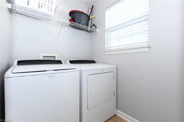 6708 Marielle Point, Whitsett, NC 27377