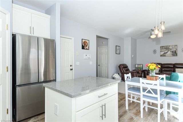 6708 Marielle Point, Whitsett, NC 27377