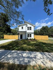 600 LeGrand Street, Shelby, NC 28150