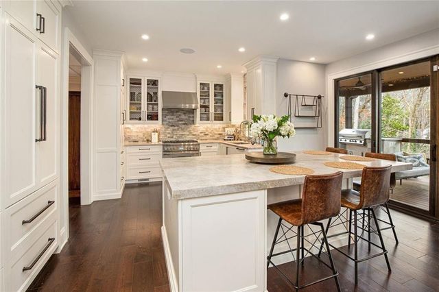 50 Glen Oaks NW Drive, Sandy Springs, GA 30327