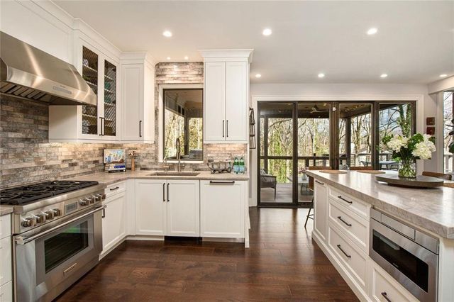 50 Glen Oaks NW Drive, Sandy Springs, GA 30327