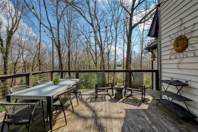 50 Glen Oaks NW Drive, Sandy Springs, GA 30327