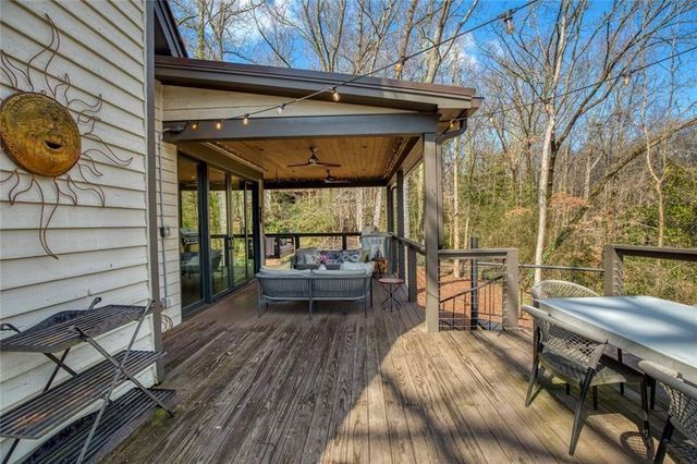 50 Glen Oaks NW Drive, Sandy Springs, GA 30327