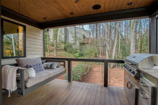 50 Glen Oaks NW Drive, Sandy Springs, GA 30327