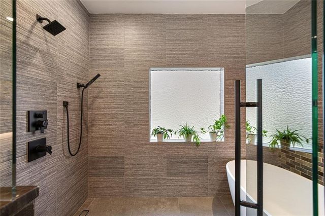 50 Glen Oaks NW Drive, Sandy Springs, GA 30327