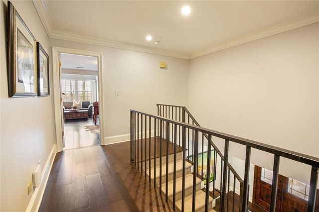 50 Glen Oaks NW Drive, Sandy Springs, GA 30327