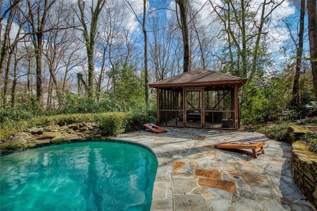 50 Glen Oaks NW Drive, Sandy Springs, GA 30327