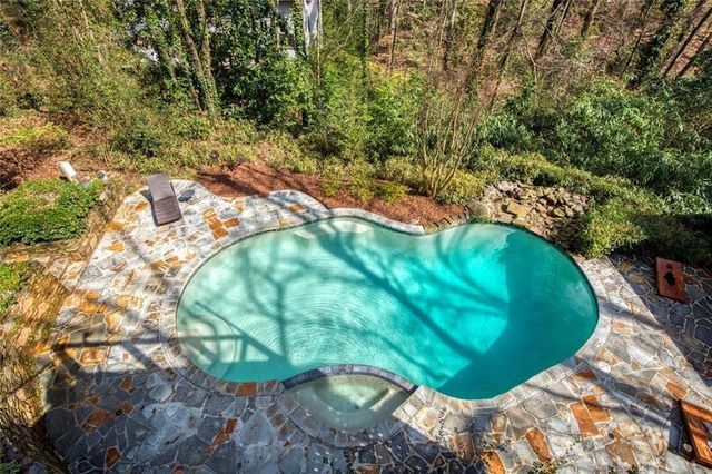 50 Glen Oaks NW Drive, Sandy Springs, GA 30327