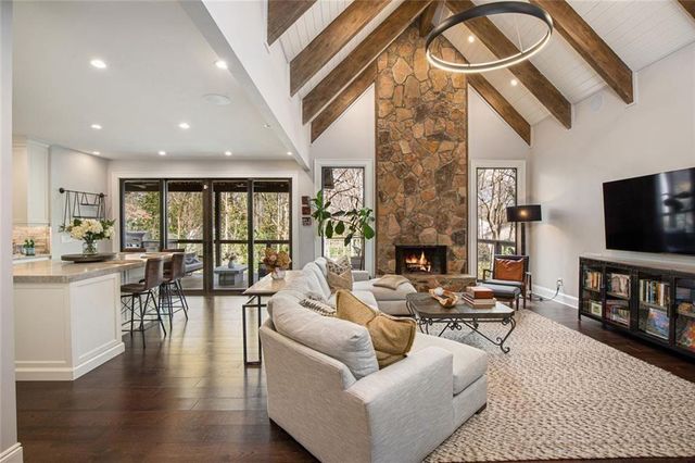 50 Glen Oaks NW Drive, Sandy Springs, GA 30327