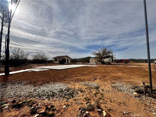 382 Bowman Trail, Landers, CA 92285