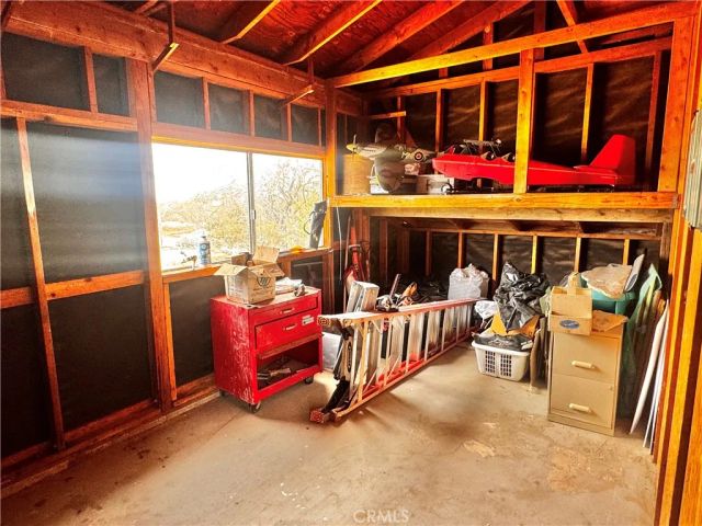 382 Bowman Trail, Landers, CA 92285