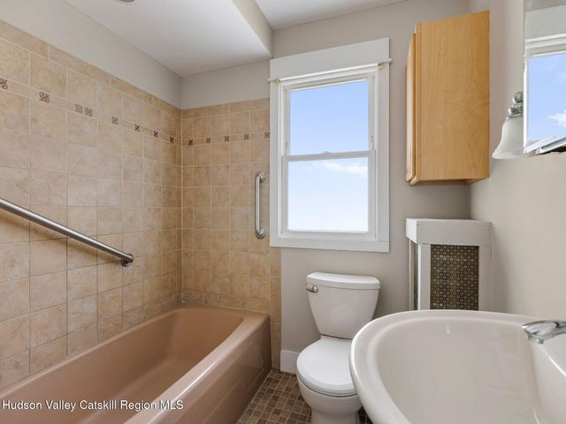 169 E Chester Street, Kingston, NY 12401