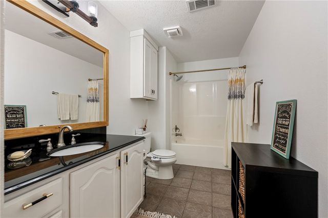 8126 Blackberry Way, Decatur, AR 72722