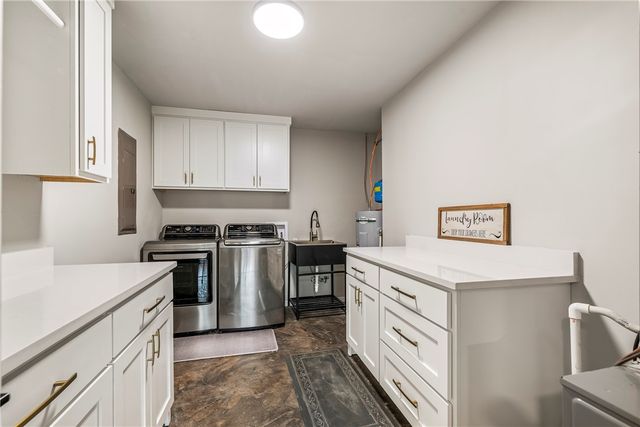 8126 Blackberry Way, Decatur, AR 72722