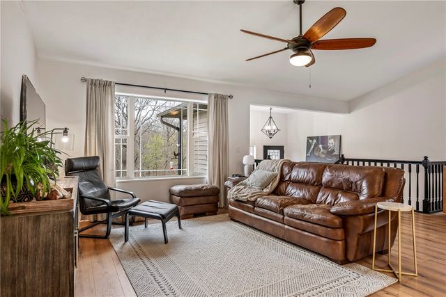 8126 Blackberry Way, Decatur, AR 72722