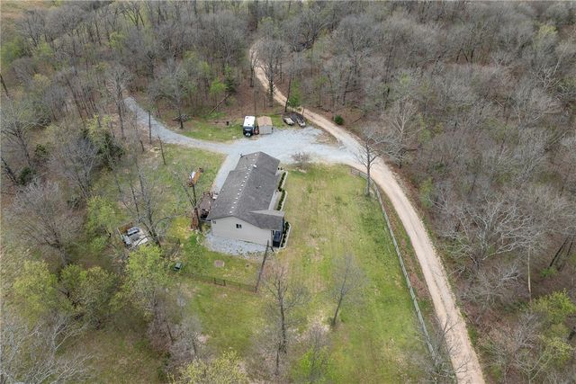 8126 Blackberry Way, Decatur, AR 72722