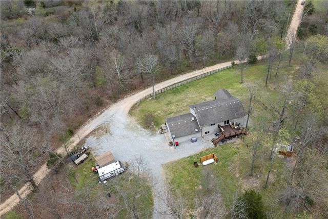 8126 Blackberry Way, Decatur, AR 72722