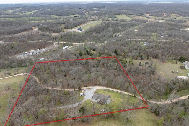 8126 Blackberry Way, Decatur, AR 72722