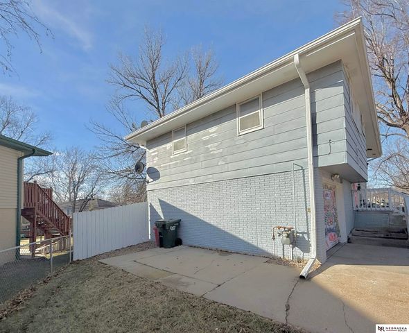 1731 N 76th Street, Lincoln, NE 68505