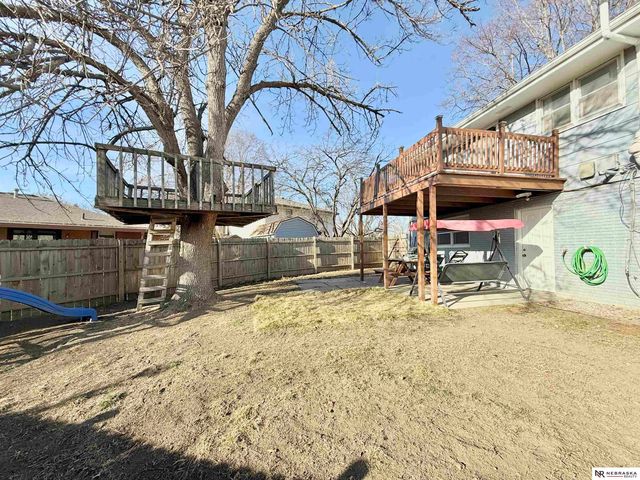 1731 N 76th Street, Lincoln, NE 68505