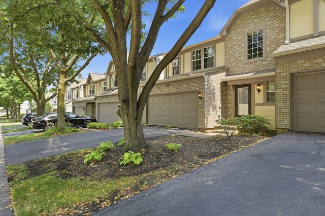 1404 W Sapphire Drive 1404, Hoffman Estates, IL 60192