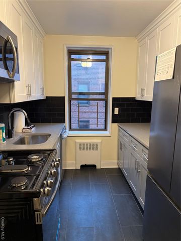 555 McLean Avenue 5A, Yonkers, NY 10705