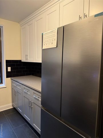 555 McLean Avenue 5A, Yonkers, NY 10705