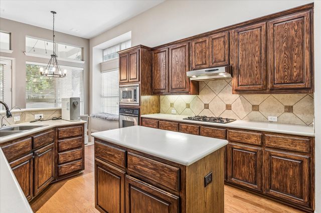 4201 Sandra Lynn Drive, Flower Mound, TX 75022