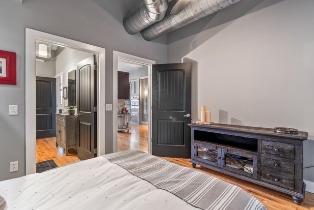 49 Monroe Center Street NW 5, Grand Rapids, MI 49503