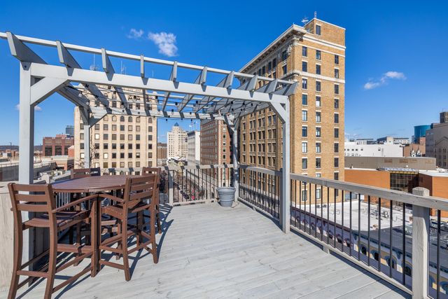 49 Monroe Center Street NW 5, Grand Rapids, MI 49503