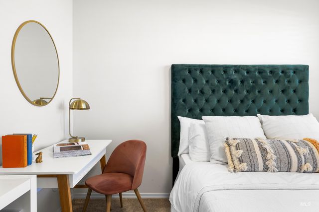 2413 W Foxglove Dr, Nampa, ID 83686