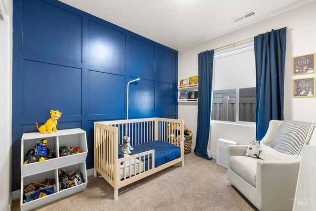 2413 W Foxglove Dr, Nampa, ID 83686