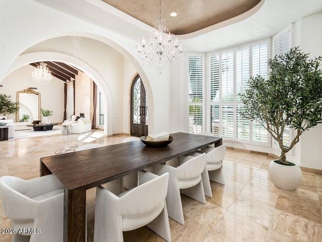 6332 E VISTA Drive, Paradise Valley, AZ 85253