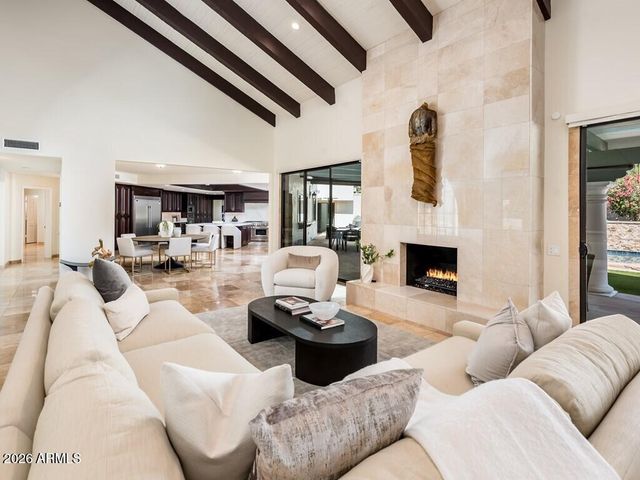6332 E VISTA Drive, Paradise Valley, AZ 85253